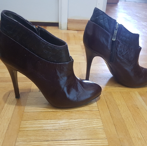 GUESS Leather Booties - Picture 3 of 8